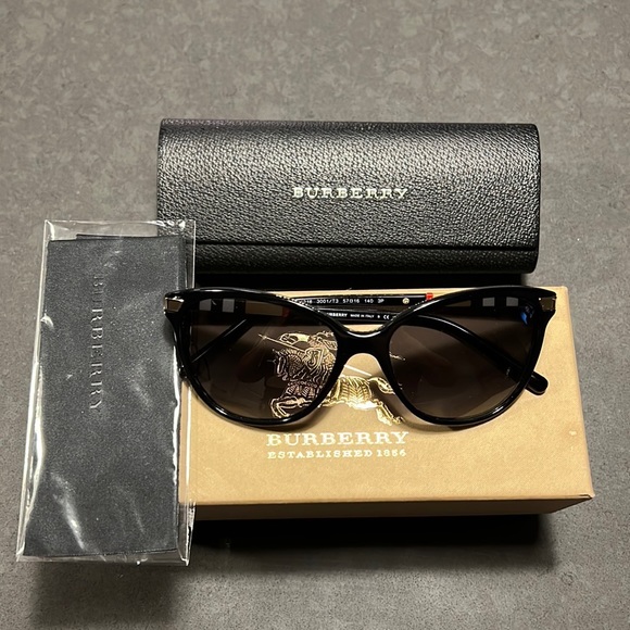 BURBERRY SHADES - POLARIZED main image 6
